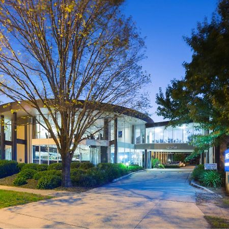 Ramada Encore Belconnen Canberra Exterior foto