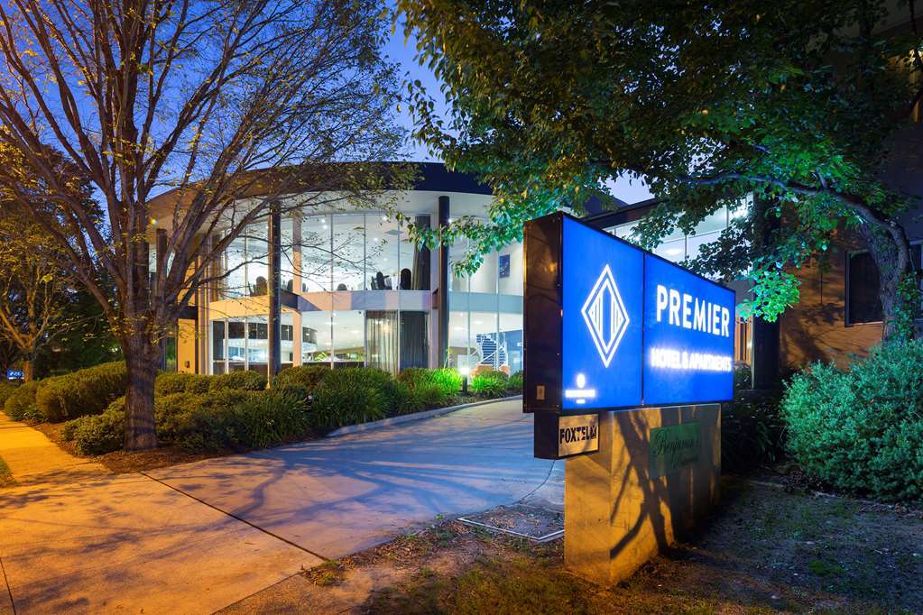 Ramada Encore Belconnen Canberra Exterior foto